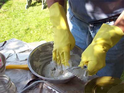 Mixing the mortar (thinset)