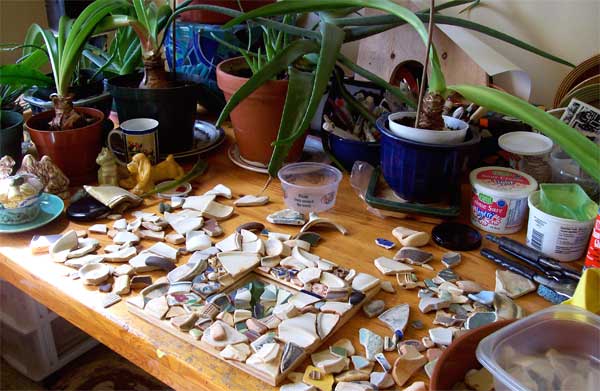 studio-table studio-table