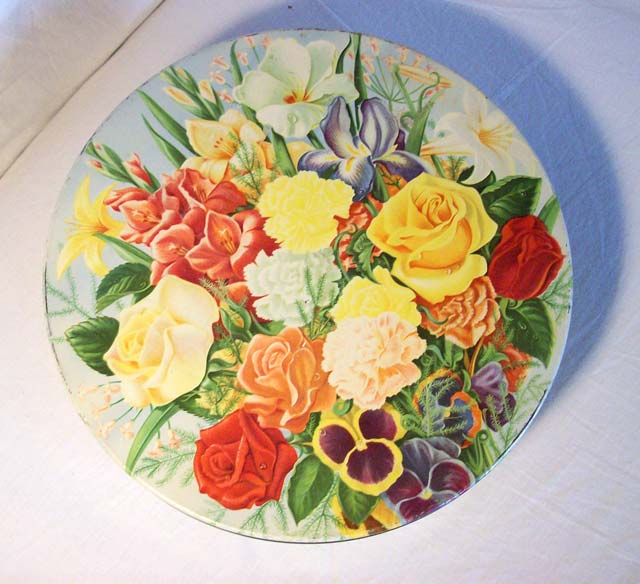 floral-bouquet-tin-top3