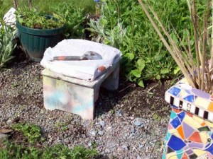 Knee saver weeding stool