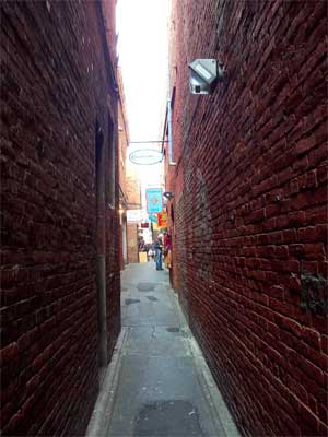 Fan Tan Alley entrance from Pandora Street, Victoria BC, photo summerhouseart.com Fan Tan Alley entrance from Pandora Street, Victoria BC, photo summerhouseart.com