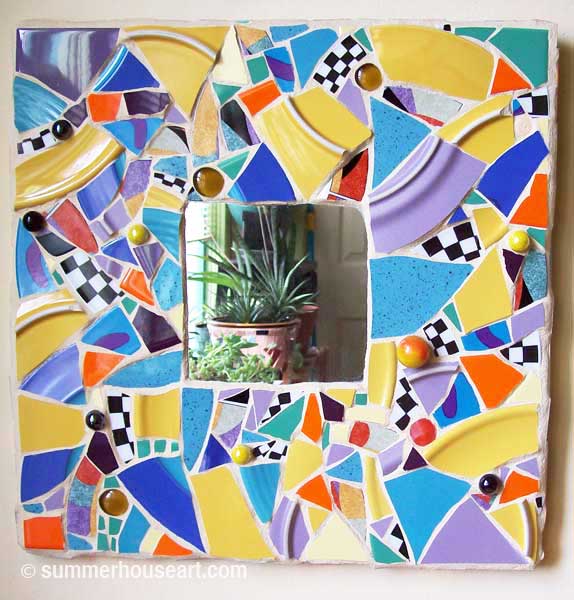 Pique Assiette mirror, by Helen Bushell, summerhouseart.com Pique Assiette mirror, by Helen Bushell, summerhouseart.com