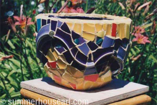 Pique assiette Mosaic Pot by Helen Bushell, summerhouseart.com