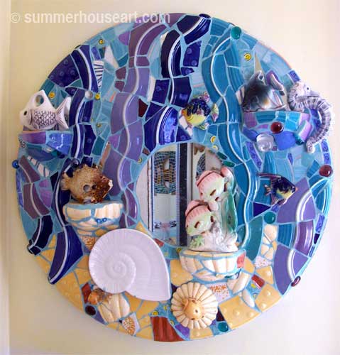 A Fishy Mosaic by Helen Bushell summerhouseart.com