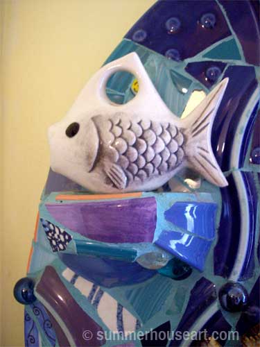 A Fishy Mosaic by Helen Bushell summerhouseart.com