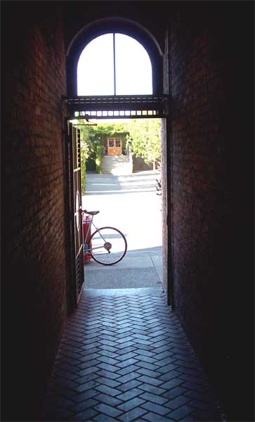 alley-exit