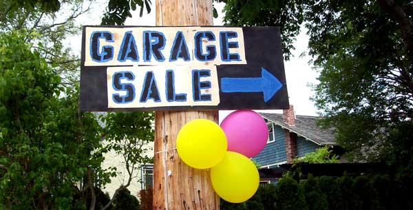 garage-sale-sign-blue